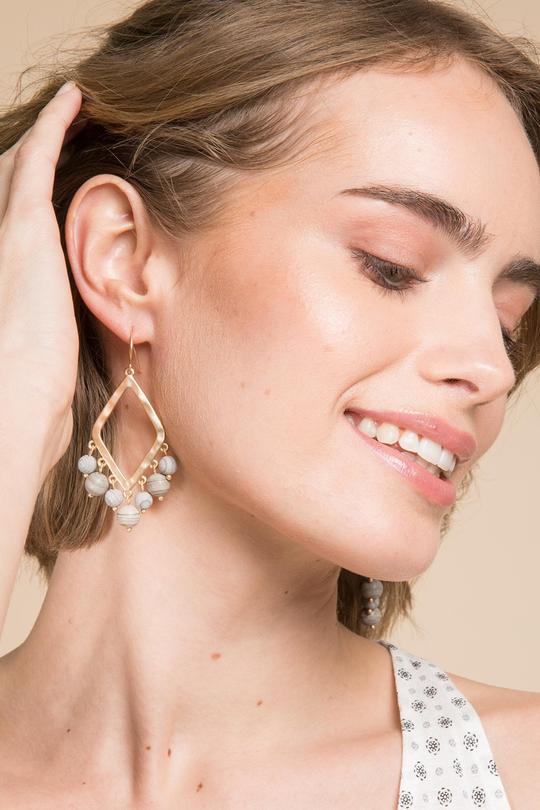 earing 2